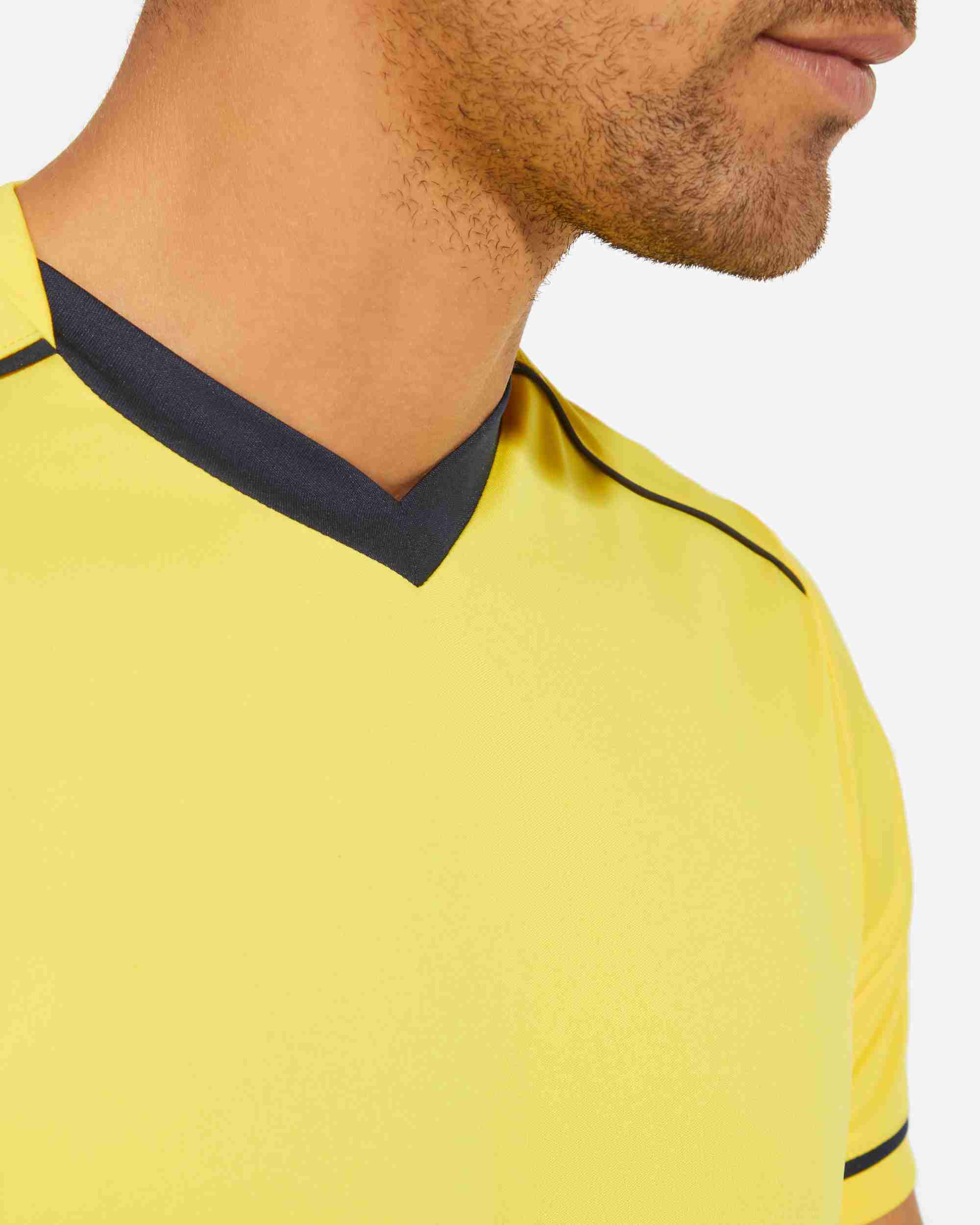 EQUIPACIÓN DE FÚTBOL PERSONALIZADA UNISEX Y NIÑOS UNITED 3 EQUIPACIÓN DE FÚTBOL PERSONALIZADA UNISEX Y NIÑOS UNITED - Imagen 3